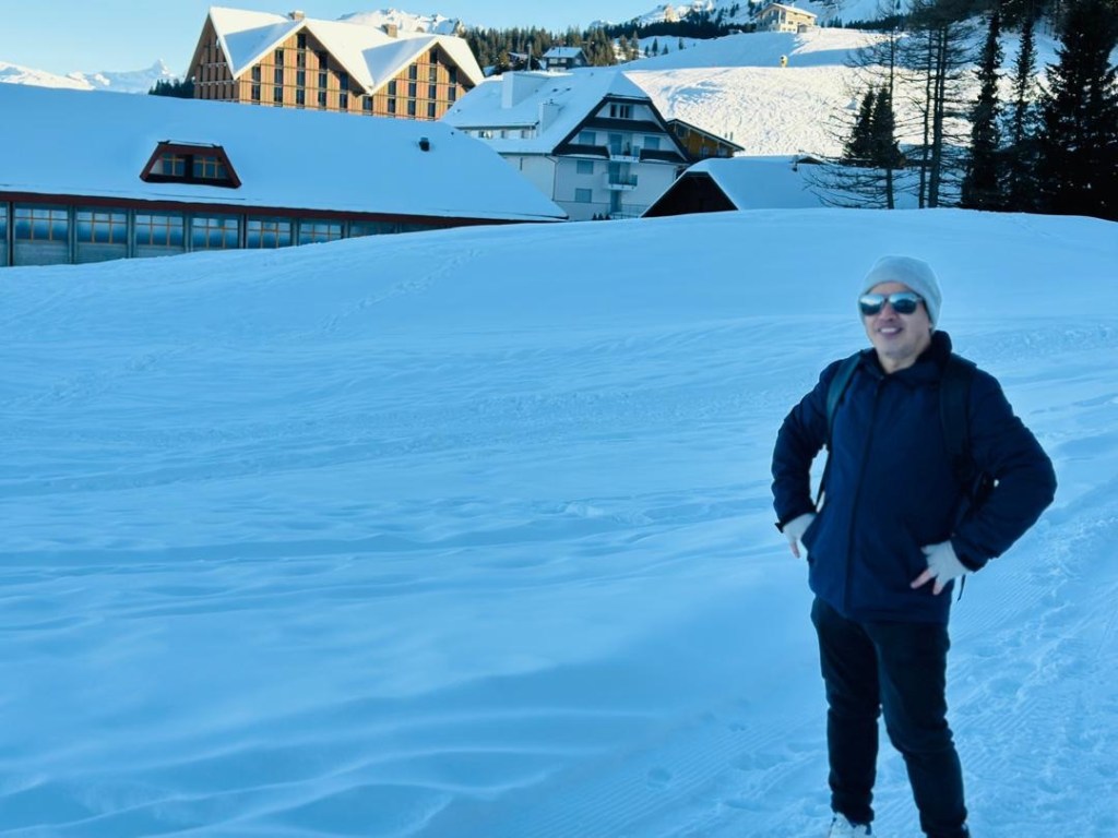 From Sunrise Feasts to Alpine Dreams: Embracing the Beauty of Stoos, Switzerland&nbsp;🏔️🌅🍃